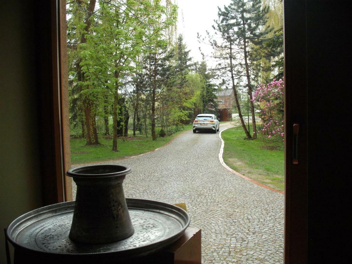 サンドミエシュ Gosciniec Kocmierzow Bed & Breakfast エクステリア 写真